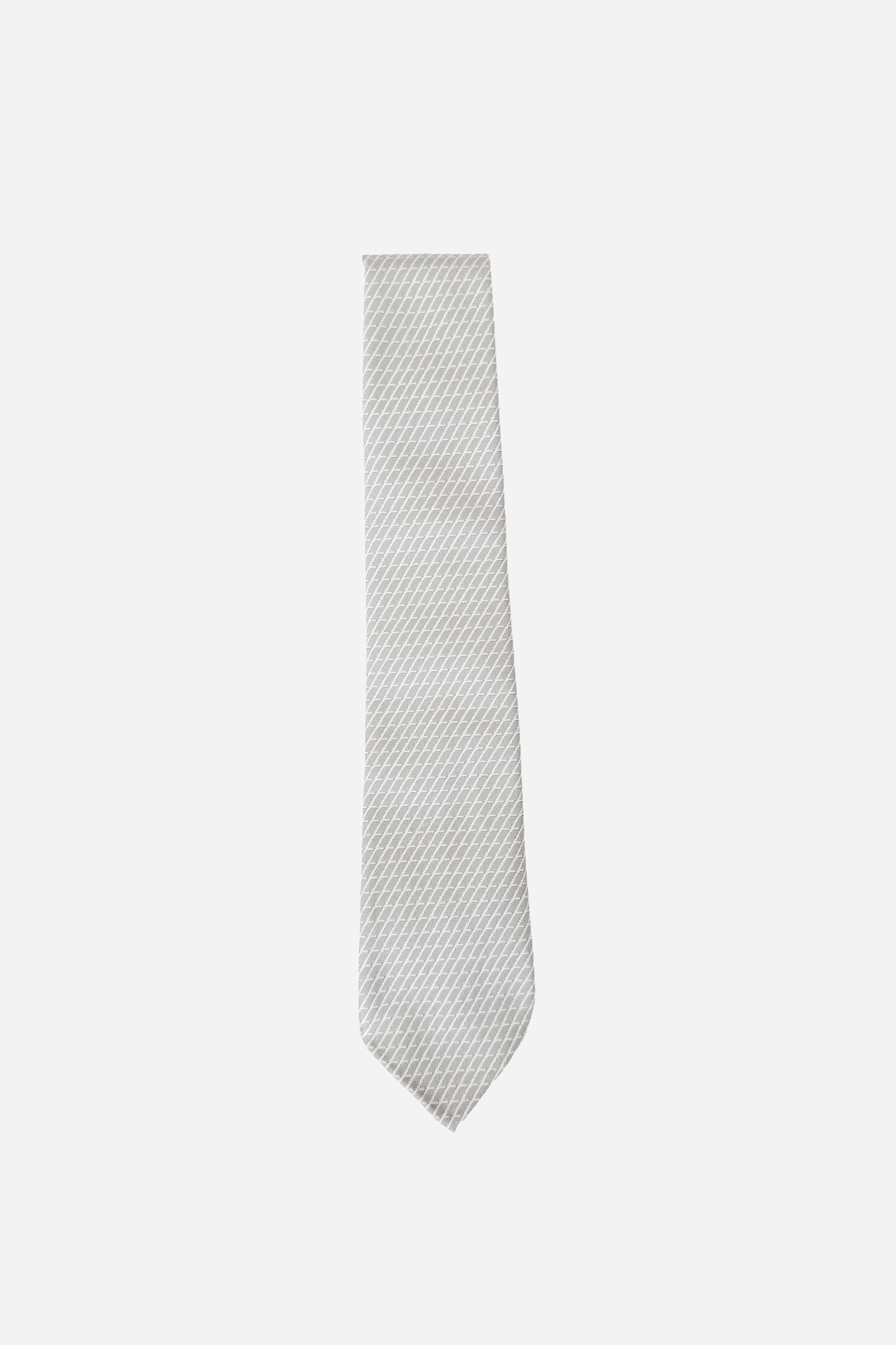 Silk L Tie