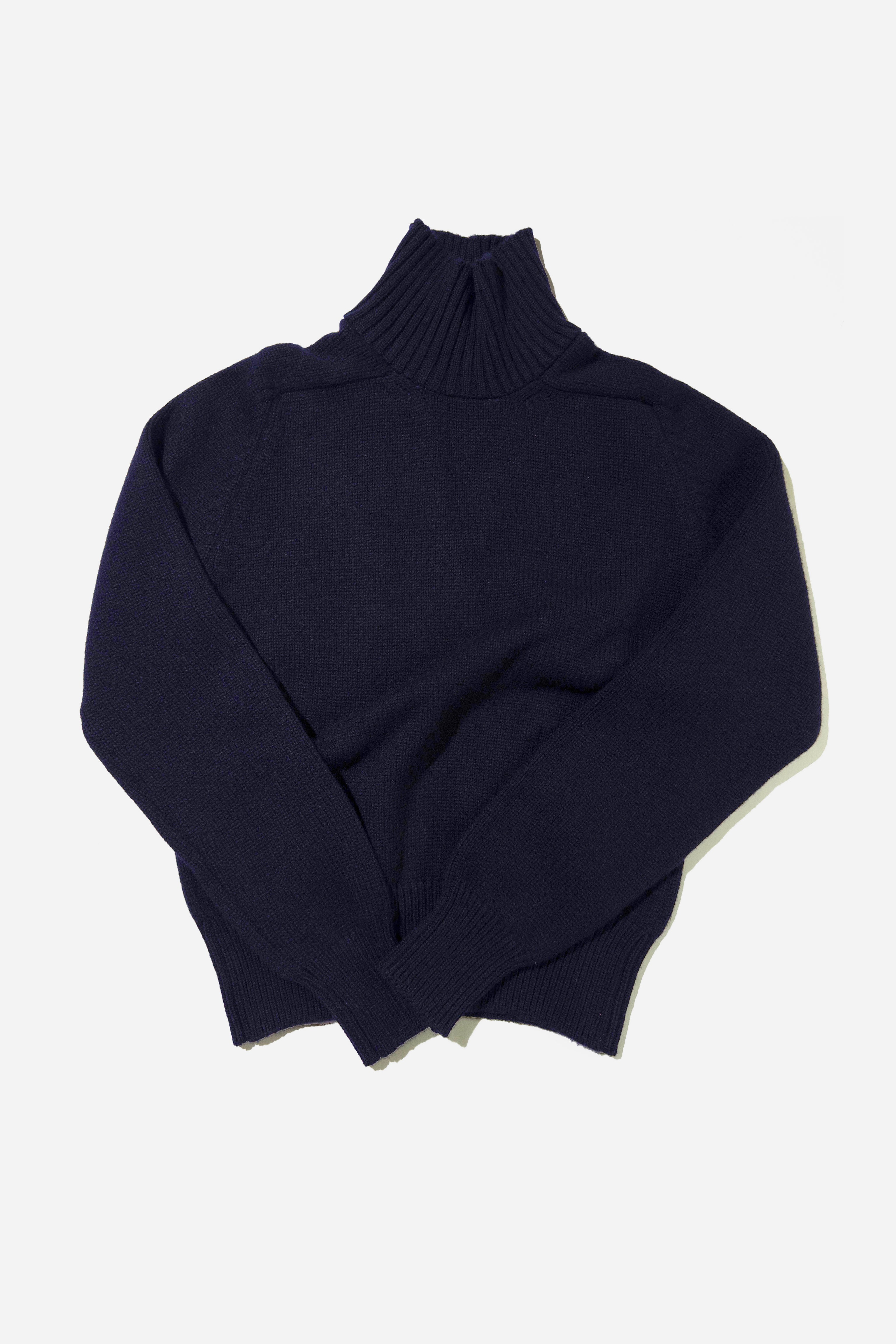 CASHMERE ROLL NECK